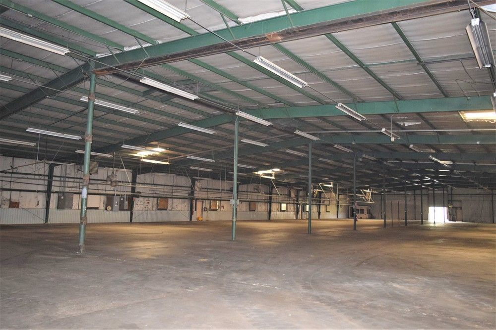 Crystal Lake: 2225 Highway 14 W, Autaugaville, AL 36003